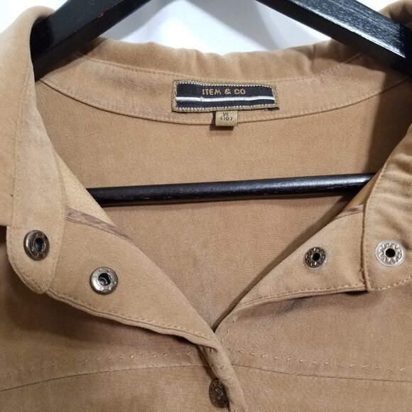 ITEM&CO snap front top suede like fabric - Picture 11 of 12